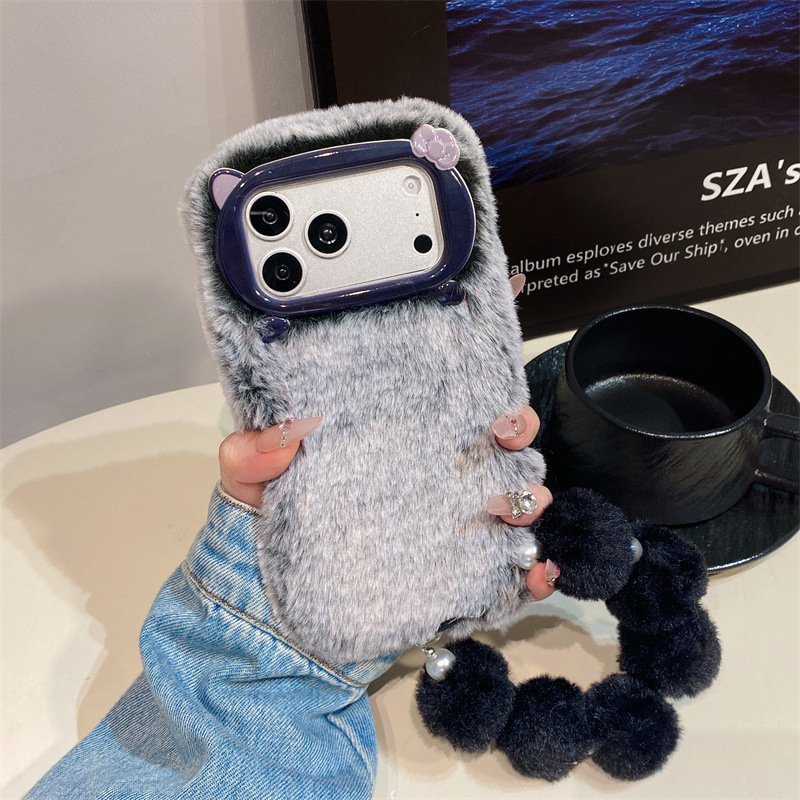 غطاء هاتف فاخر من الفرو الناعم - مراجعة Phone Cases Amazon وسعره