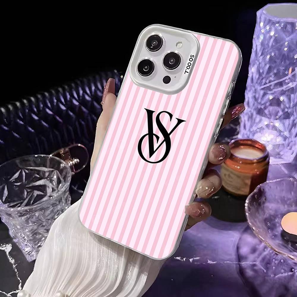 غطاء خلفي فضي مقاوم للصدمات من - مراجعة Phone Cases Louis Vuitton وسعره
